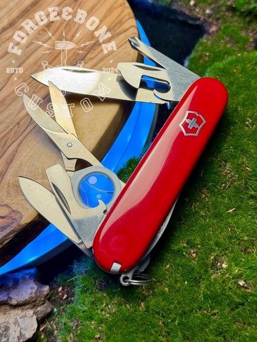 Victorinox explorer red 6703 - explorer, 1.6703